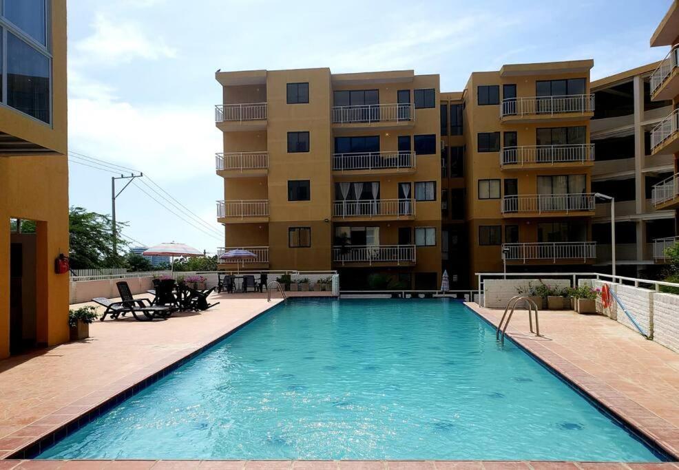 The Refuge#3 Lovely 2 Br-apt Pool & Good Vibes *